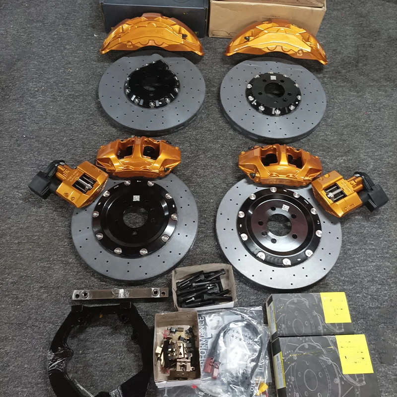 Brake Caliper - Nieuwe carbon keramische lichtgewicht schijfremrotors 10-zuiger